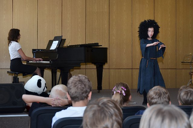 Výchovný koncert v sále ZUŠ Zastávka 17.6.2014