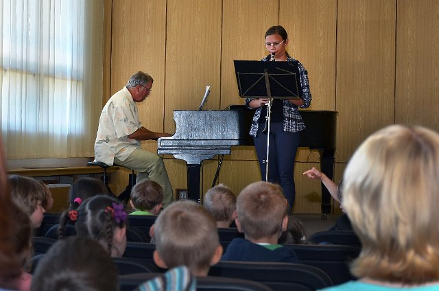 Výchovný koncert v sále ZUŠ Zastávka 17.6.2014