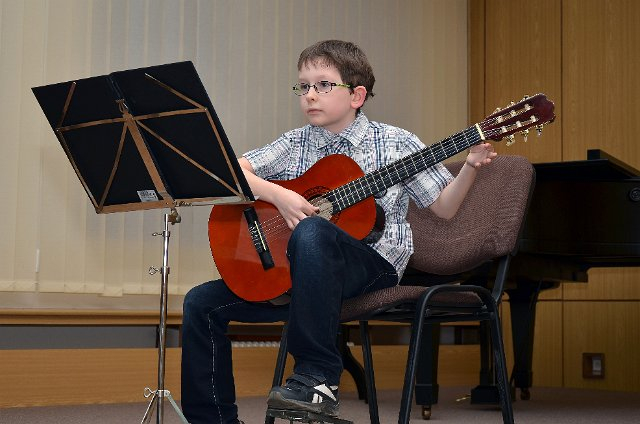 Žákovský koncert v sále ZUŠ Zastávka 13.2.2014