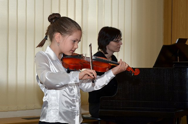 Žákovský koncert v sále ZUŠ Zastávka 10.4.2014