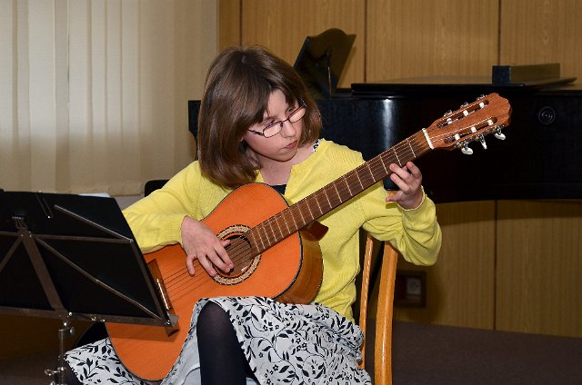 Žákovský koncert v sále ZUŠ Zastávka 10.4.2014